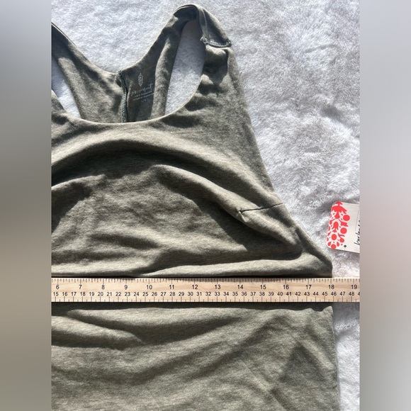 NWT: Free People Movement Racerback Tank Top in Moss Size Large - Picture 7 of 12